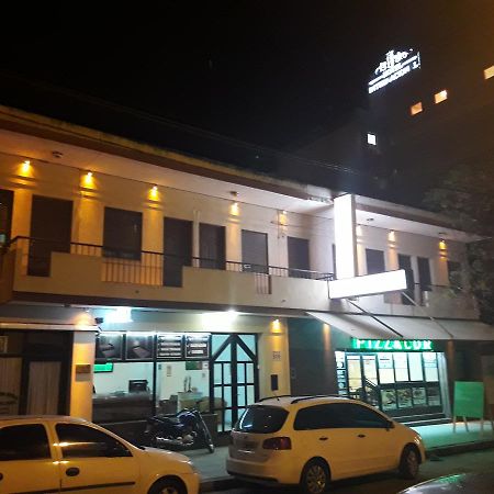 Hotel Daives Termas de Río Hondo エクステリア 写真