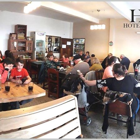 Hotel Daives Termas de Río Hondo エクステリア 写真